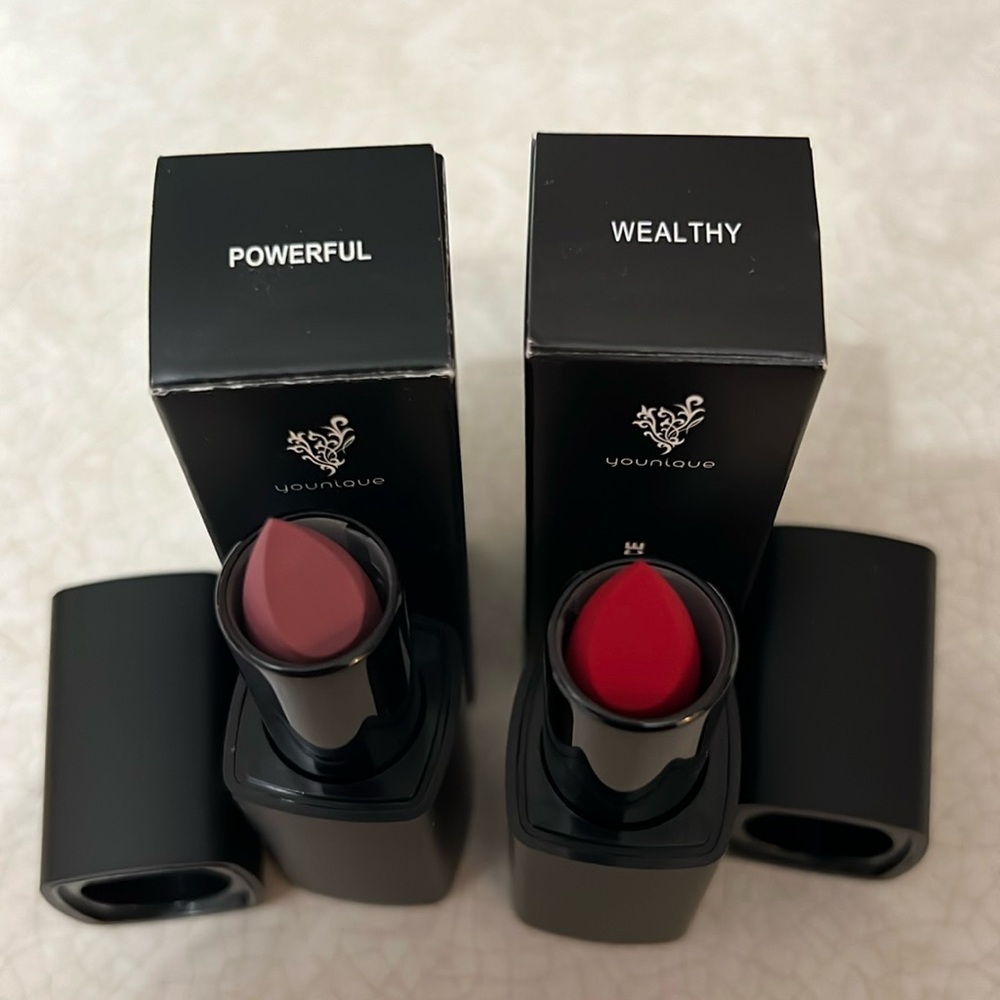 Younique lipstick bundle